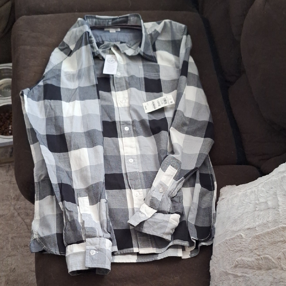 Men's Black and White Checkered Dress Shirt